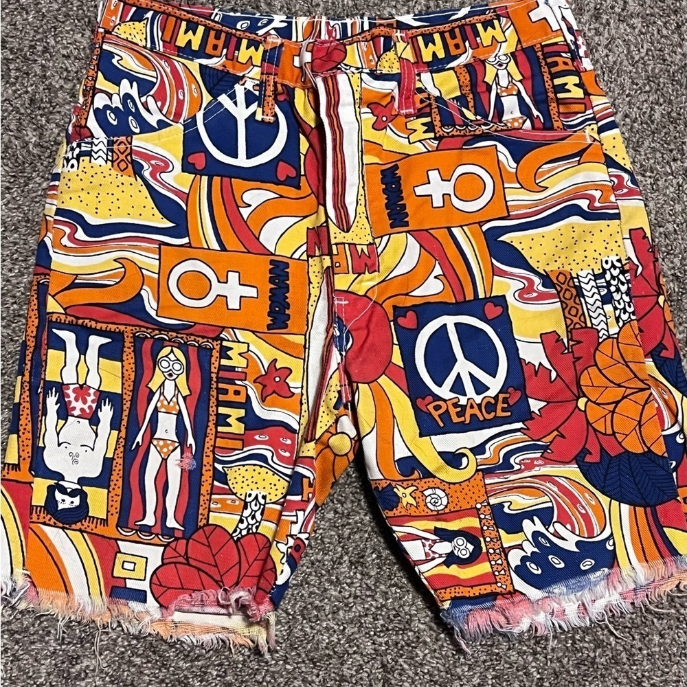 1970s Vintage Ladies Cut Off  AOP Shorts Rare &1 Of A Kind!!!!!